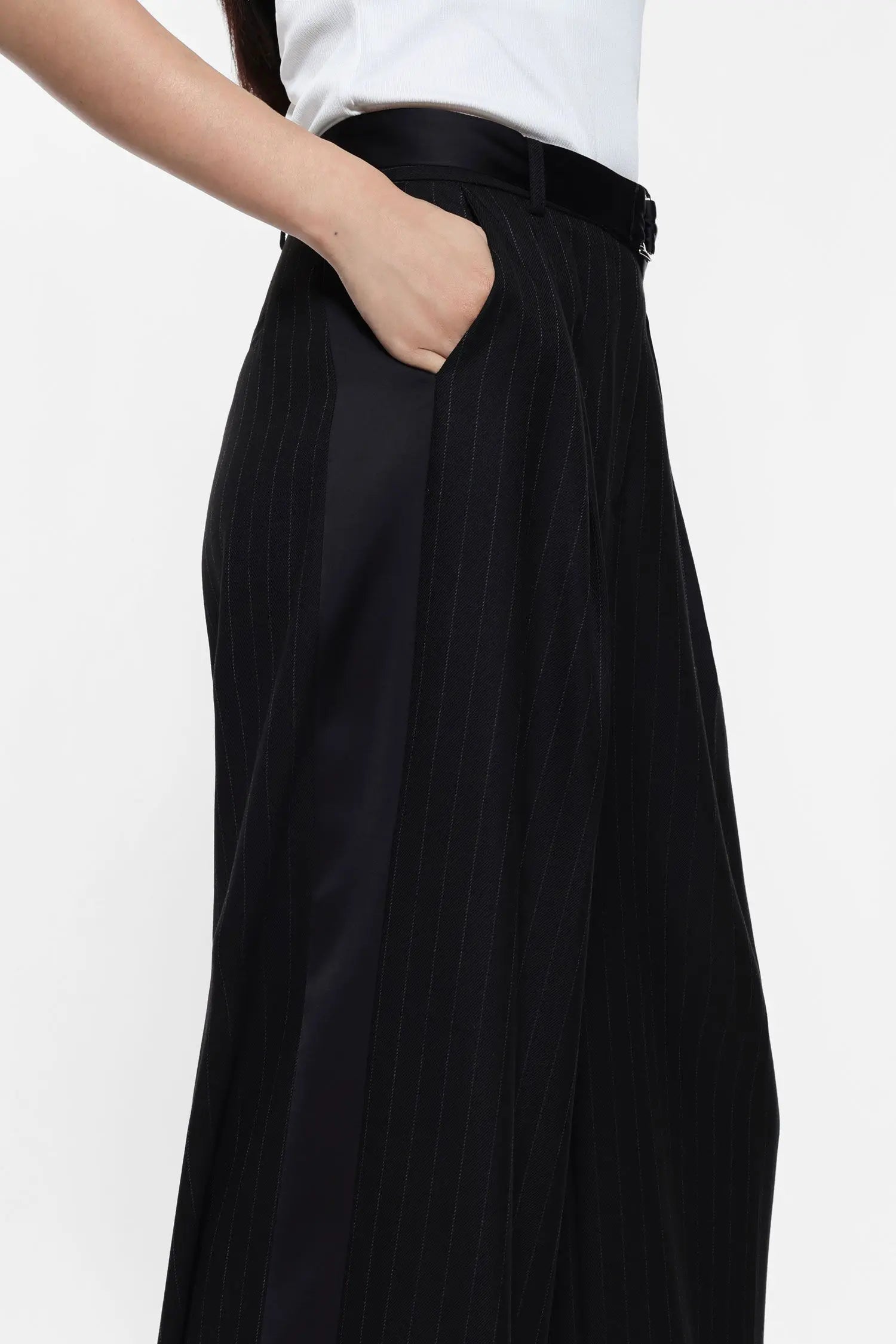 Wide-leg striped trousers with belt