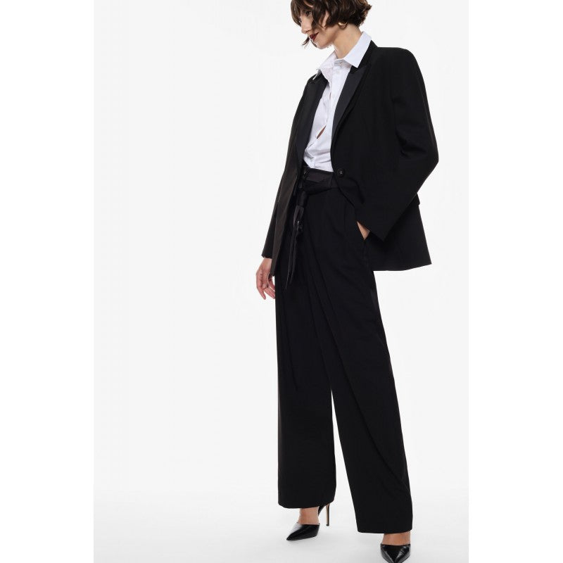 Wide-leg high-rise trousers