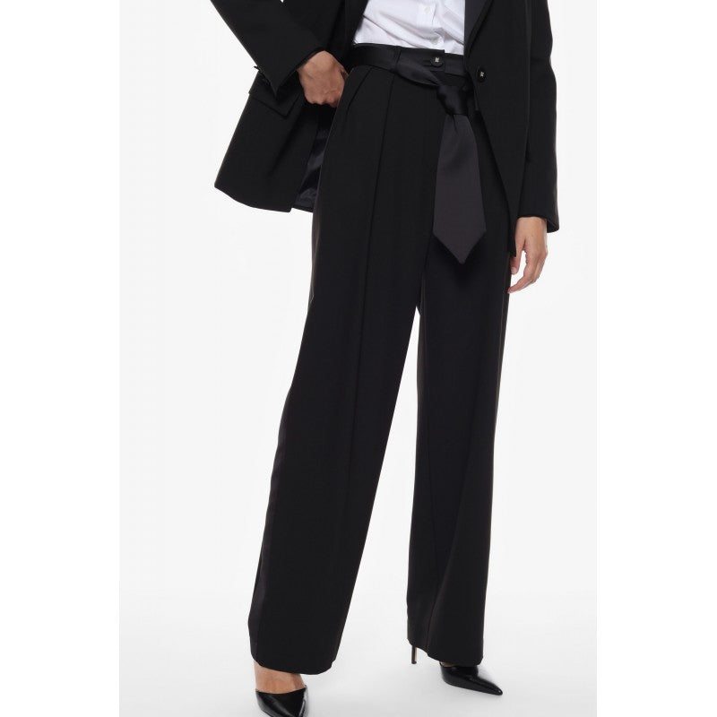 Wide-leg high-rise trousers
