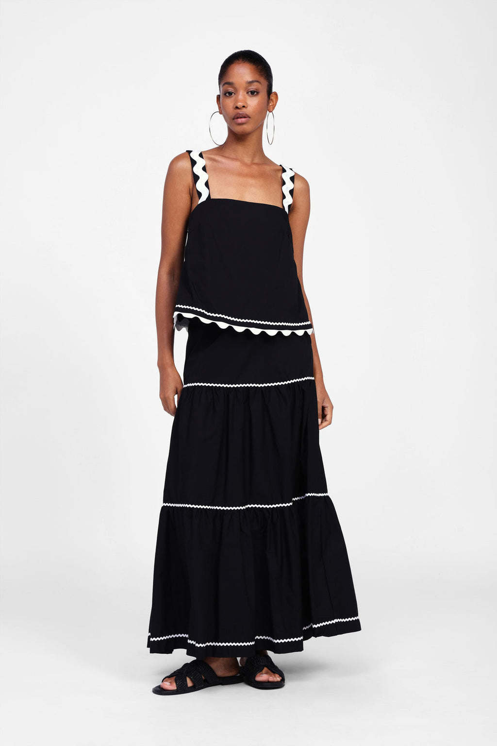 Top with shoulder straps
