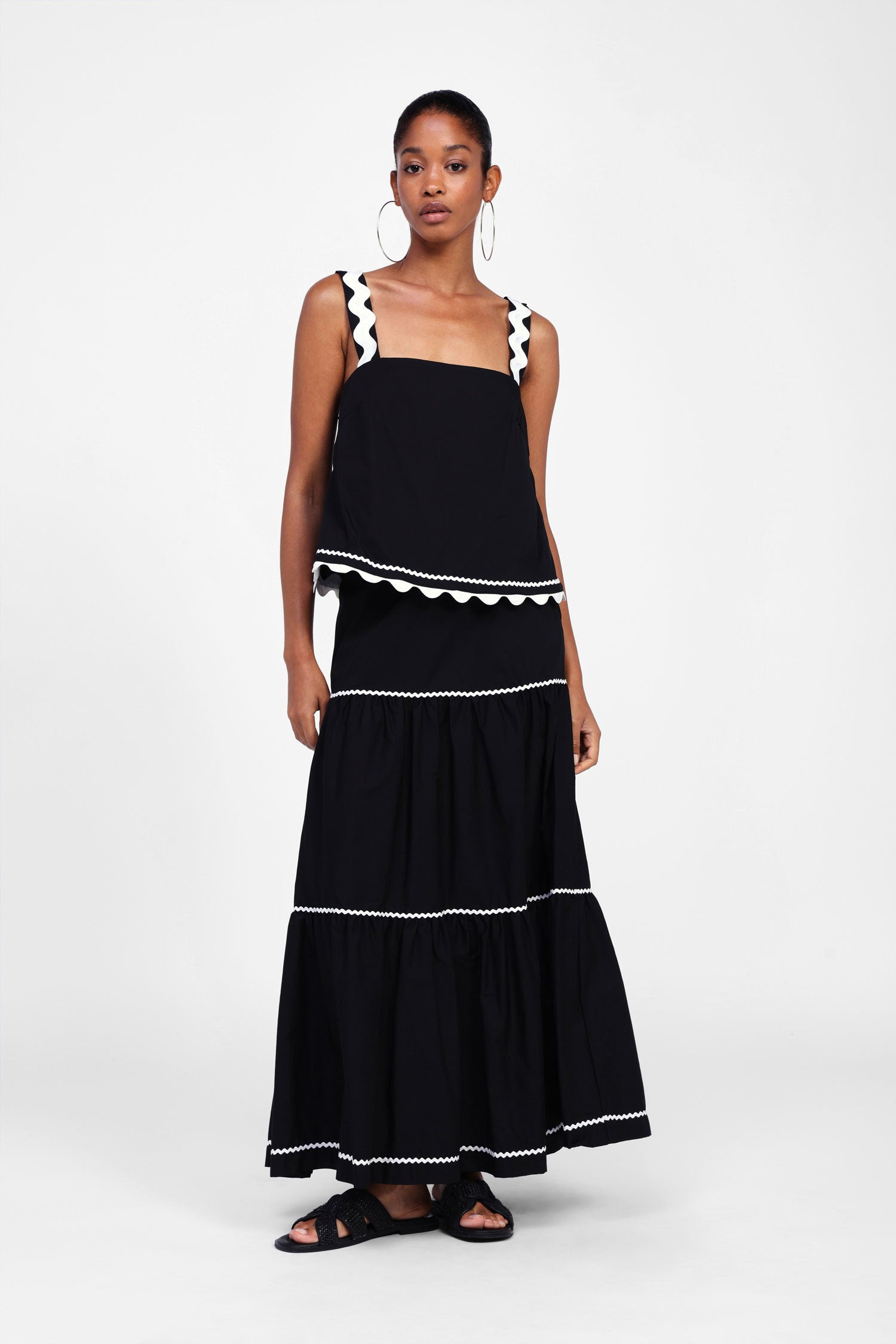 Top with shoulder straps